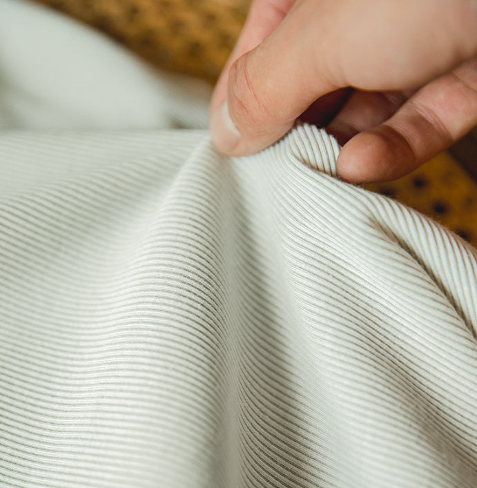 Retro Solid Color Slim Fit T-shirt Men